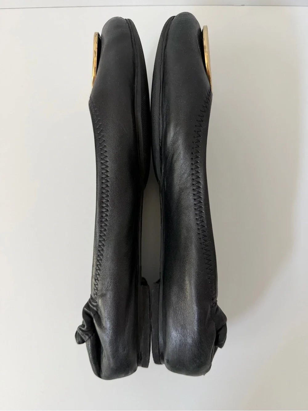 Tory Burch Minnie Leather Ballet Flats in Black/Gold, Size 8.5